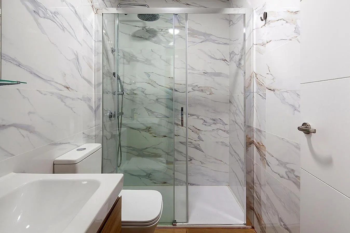 Apartment Amazing Flat In City Center-Sevillarooms Spain